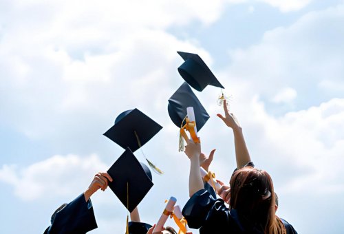 聊城成人高考：成考毕业待遇